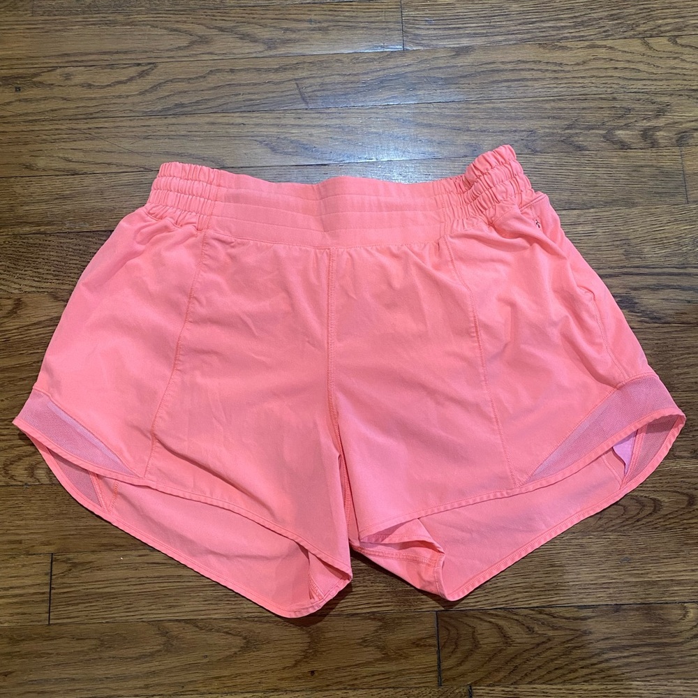 Lululemon Hotty Hot High Rise 4inch size 10